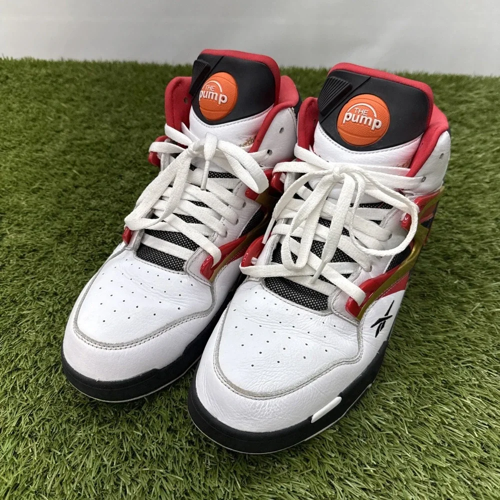 Reebok Pump Omni Zone II United By Basketball  Size 10 Men's The Pump Shoes Gold